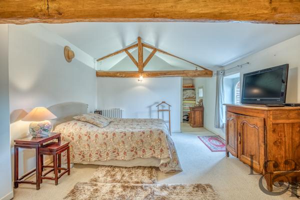 Maison en pierre rénovée à vendre proche commerces de Villeneuve-sur-Lot
