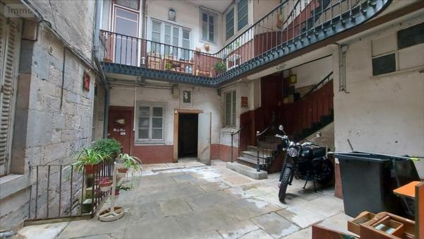 Local commercial à vendre à Besançon dans le Doubs (25000), ref : 25001-1089020