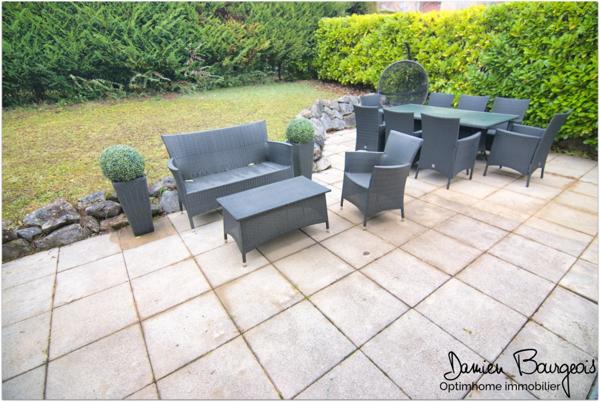 Maison mitoyenne T5 par le garage de 107 m2 située dans un secteur prisé de Prévessin