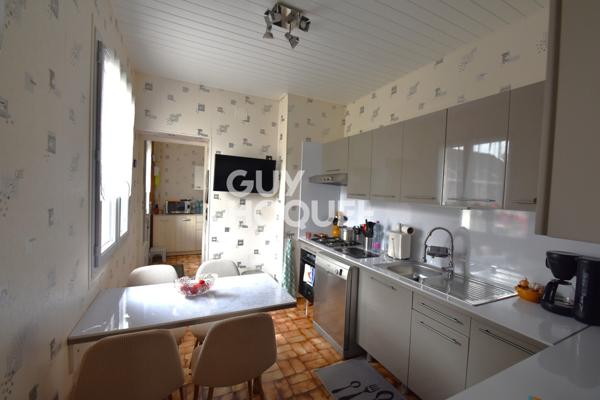 VIAGER Maison à vendre en viager 3 chambres 142 m²