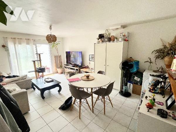 MAISON 2 CHAMBRES + GARAGE INDEPENDANT !