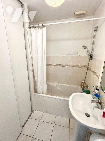 MAISON 2 CHAMBRES + GARAGE INDEPENDANT !