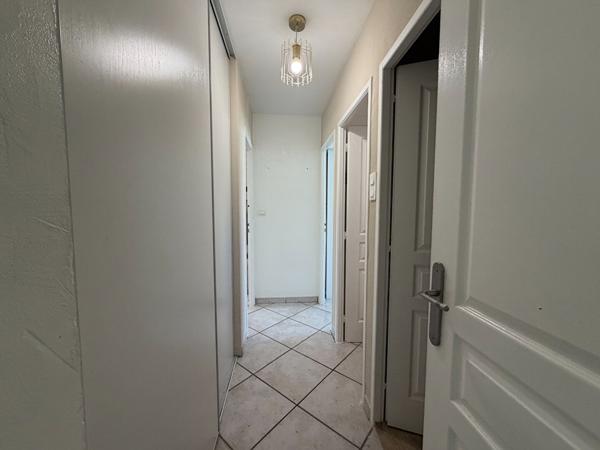 Appartement Avignon 3 pièce(s) 58.23 m2 avec balcons et parking