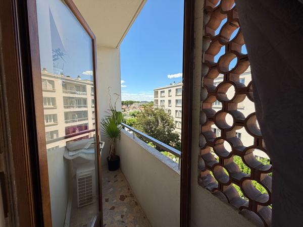 Appartement Avignon 3 pièce(s) 58.23 m2 avec balcons et parking
