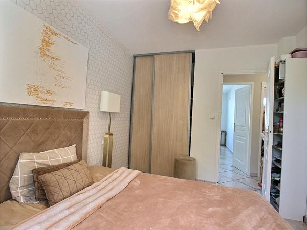 Appartement Avignon 3 pièce(s) 58.23 m2 avec balcons et parking