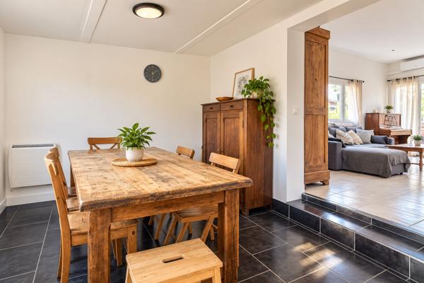 MARIGNANE ? MAISON DE PLAIN-PIED 120 M² ? 4 CHAMBRES ? TERRAIN 551 M² ? PANNEAUX SOLAIRES ? AU CALME