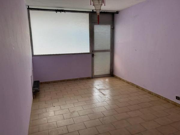 VAUVERT centre - T3 à rénover