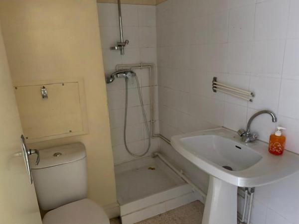 VAUVERT centre - T3 à rénover