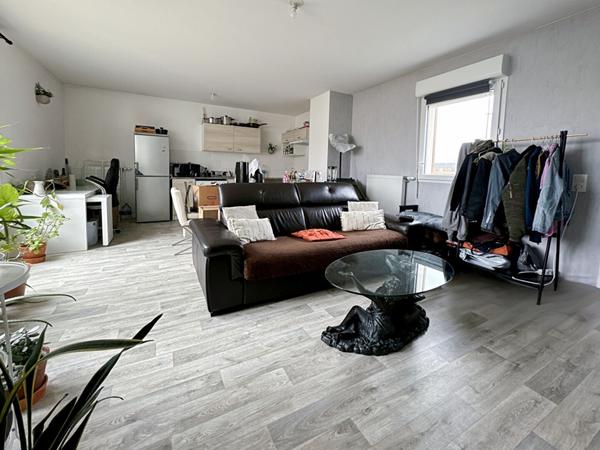 Appartement Jouy Le Moutier 3 pièce(s) 64 m2