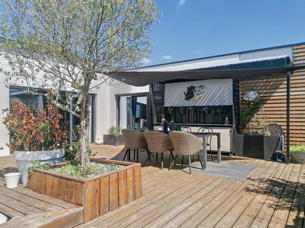 Magnifique maison avec local professionnel attenant