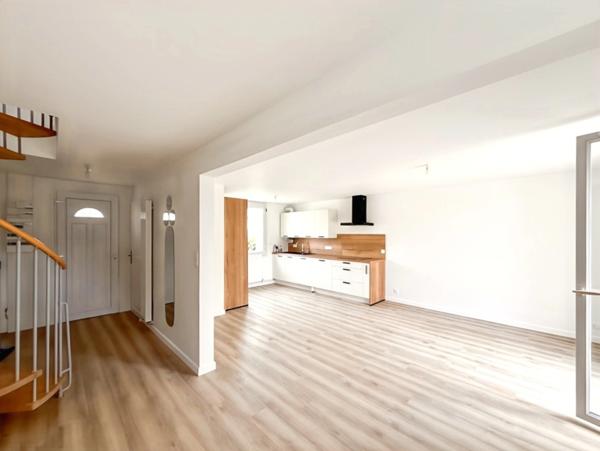 Saint-Nazaire – Plage à vélo 7min & Parc Paysager : Votre maison 3 chambres, rénovée avec DPE C !