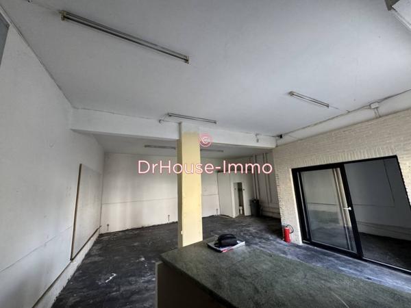 Immeuble à vendre 10 pièces de 390 m²