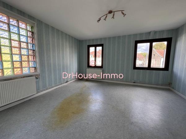 Immeuble à vendre 10 pièces de 390 m²