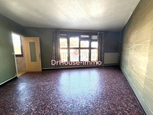 Immeuble à vendre 10 pièces de 390 m²