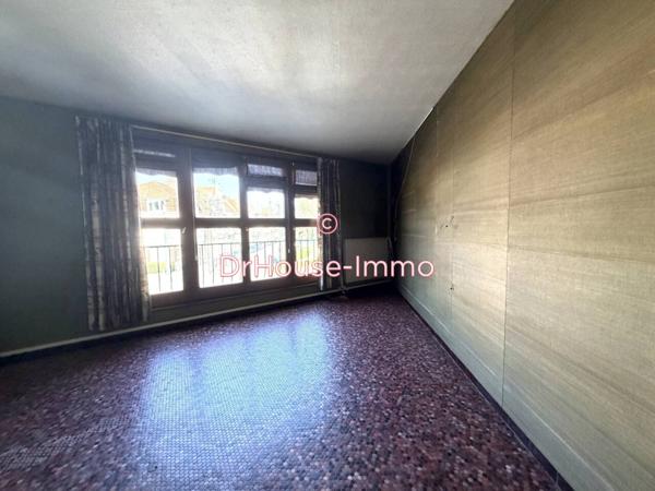 Immeuble à vendre 10 pièces de 390 m²