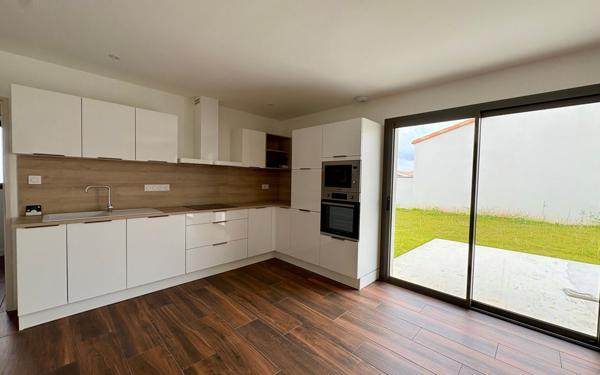 Maison à vendre    4 pièces • 112,07 m2 Chauray