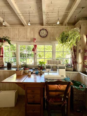 Maison avec 2 ha de terrain, et dépendances