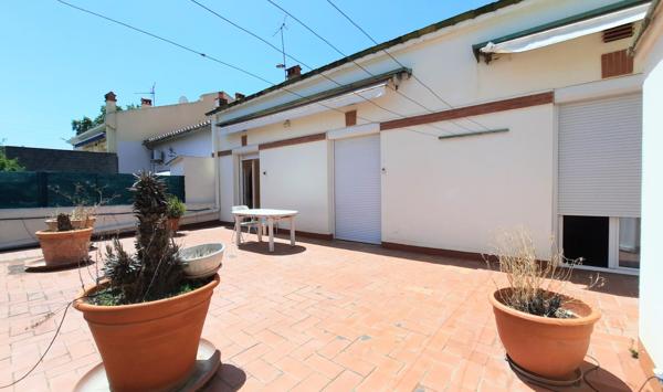 Immeuble de caractère 300 m² avec fort potentiel - terrasses