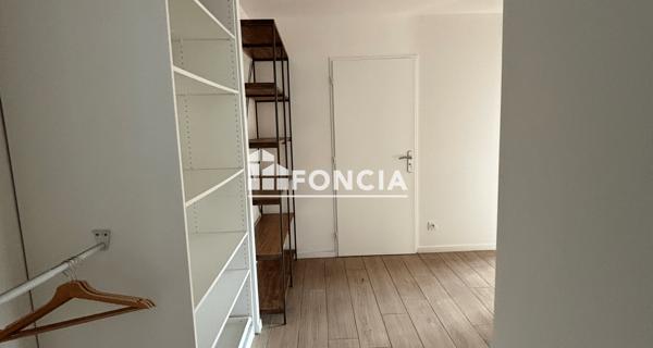 Location Appartement 4 pièces 119.29 m² - Sainte-foy-lès-lyon 69110