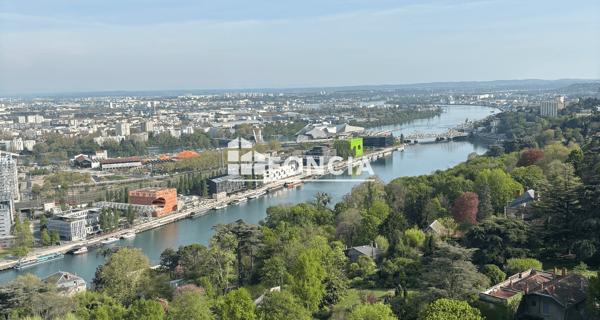 Location Appartement 4 pièces 119.29 m² - Sainte-foy-lès-lyon 69110
