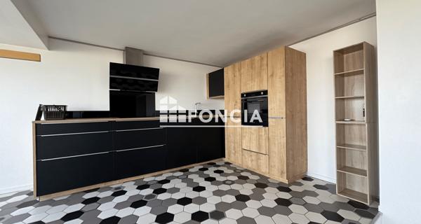 Location Appartement 4 pièces 119.29 m² - Sainte-foy-lès-lyon 69110