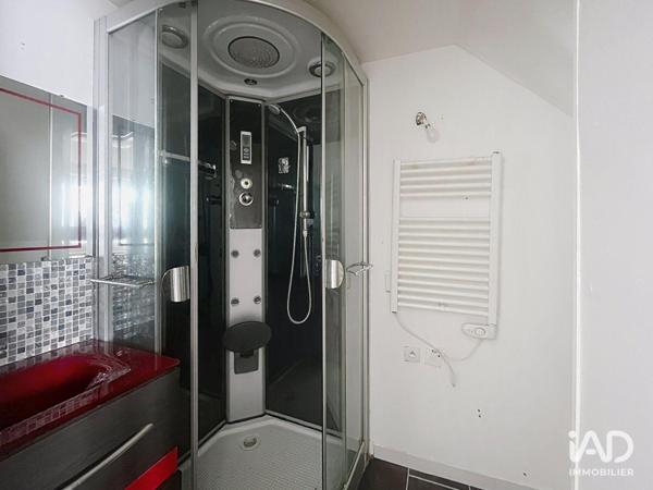 Location maison 3 pièces 66 m² Velaux