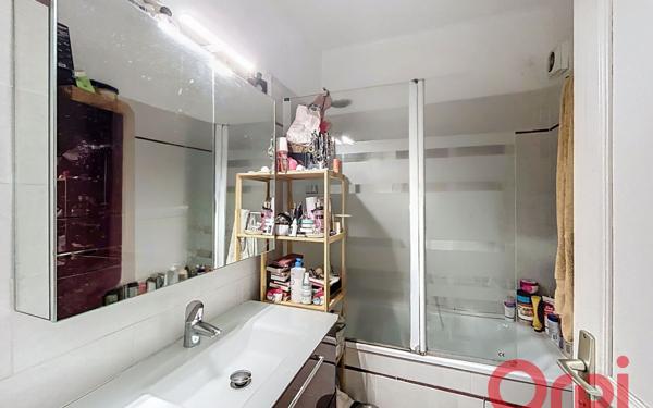 Appartement à vendre    4 pièces • 82,35 m2 Toulon