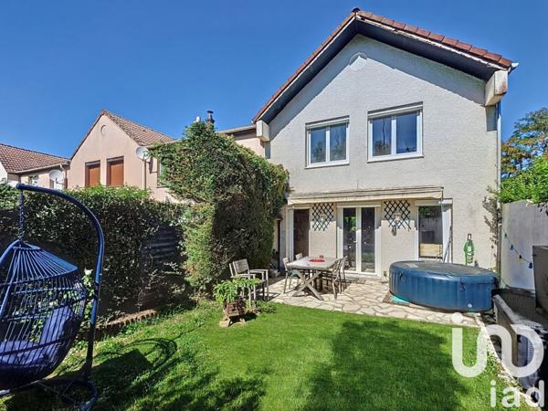 Maison à vendre 6 pièces 131 m² Savigny-le-Temple