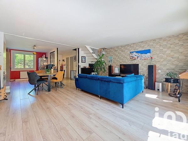 Maison à vendre 6 pièces 131 m² Savigny-le-Temple