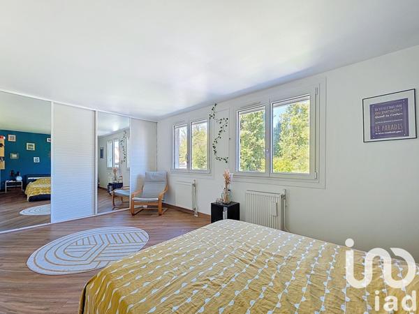 Maison à vendre 6 pièces 131 m² Savigny-le-Temple