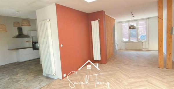 Maison
         5 pièces
        - 135 m² 425 000 € *