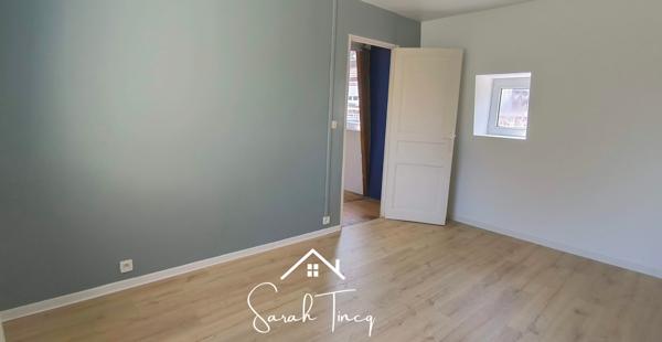 Maison
         5 pièces
        - 135 m² 425 000 € *