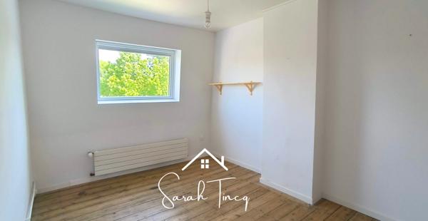 Maison
         5 pièces
        - 135 m² 425 000 € *