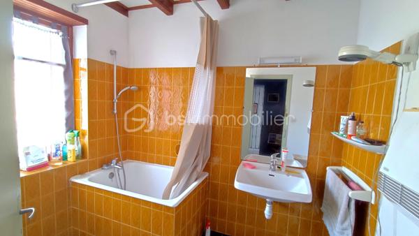 Immeuble mixte de 255 m²