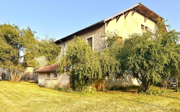 Maison à HAUTEROCHE, 39570 - 7 pièces 220m²