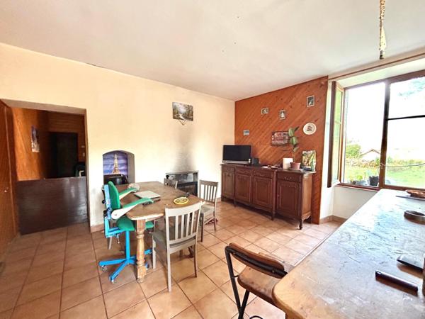 Maison à HAUTEROCHE, 39570 - 7 pièces 220m²