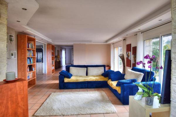 Vente Maison de plain-pied, 130 m², 4 chambres, terrain clos sans vis-à-vis, Pleumeur-Bodou (22560)