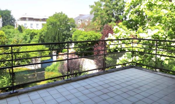 Nouvelle Exclusivité - Appartement contemporain d'exception - terrasse - balcons - double garage - cave