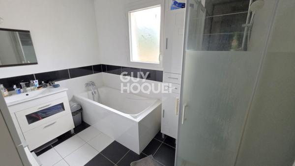 Maison à Chazelles-sur-Lyon de 92 m² sur une parcelle de 449 m²