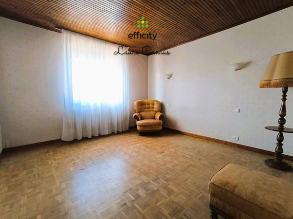 Maison
         5 pièces
        - 112 m² Exclusivité 229 800 € *