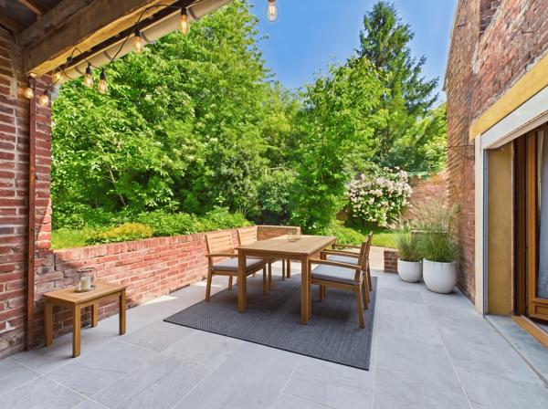 Maison
         5 pièces
        - 109 m² 169 000 € *