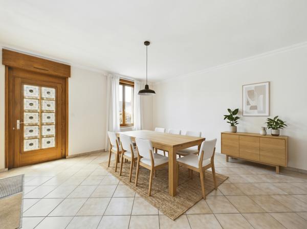 Maison
         5 pièces
        - 109 m² 169 000 € *