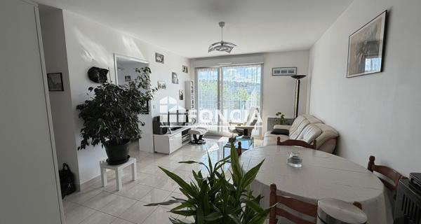 À vendre Appartement 2 pièces 42.05 m² - Bourgoin-jallieu 38300