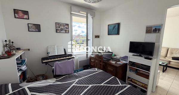 À vendre Appartement 2 pièces 42.05 m² - Bourgoin-jallieu 38300