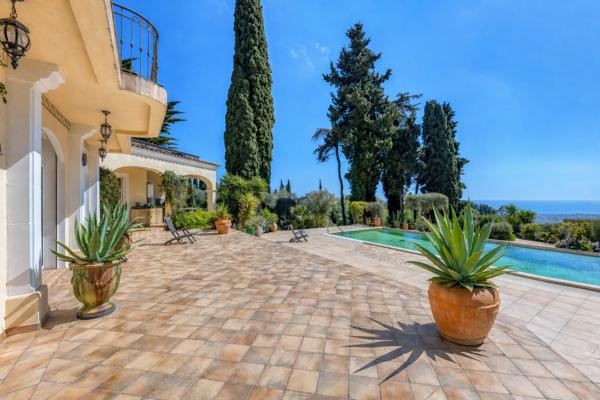 A VENDRE - NICE GAIRAUT VILLA AVEC PISCINE  - VUE MER PANORAMIQUE