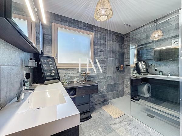 Appartement à vendre 5 pièces ALLONZIER LA CAILLE (74)