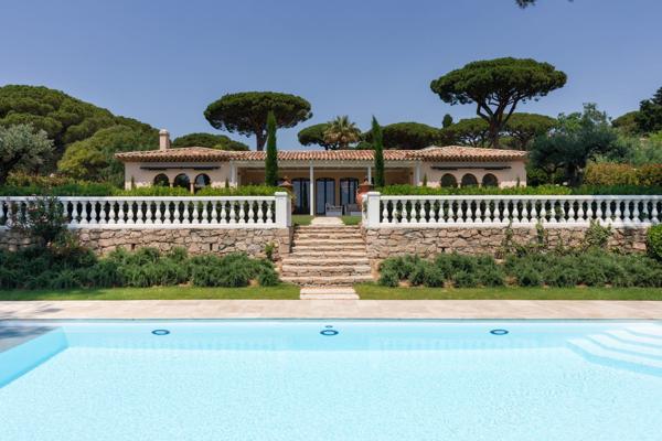 Vente Villa de luxe Grimaud 15 Pièces 540 m²