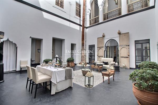 À vendre Riad exceptionnel au coeur de la médina de Marrakech