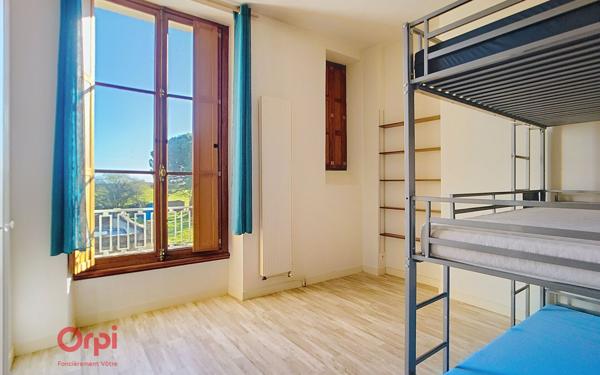 Appartement à louer    4 pièces • 118 m2 Mûrs-Erigné