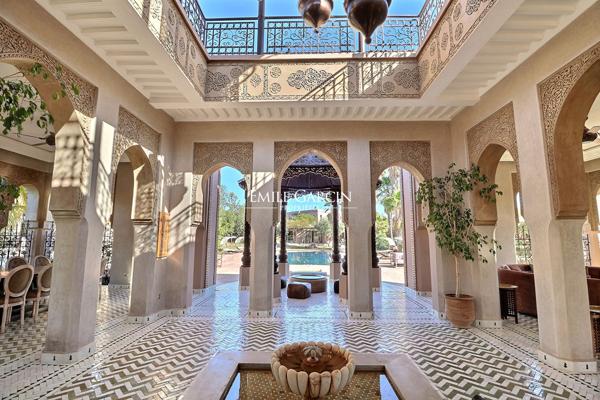 Demeure d'exception  à vendre sur la route d'Amizmiz à Marrakech